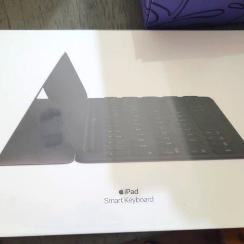 Ipad smart keyboard